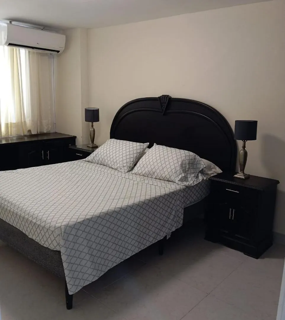 Karey Apartamentos By Danp Santa Marta